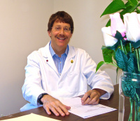Dr. Alan R Nowick, DPM
